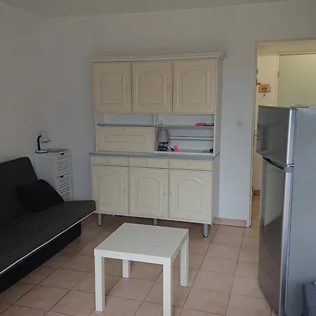 App Le Palais D'ete Apartment *